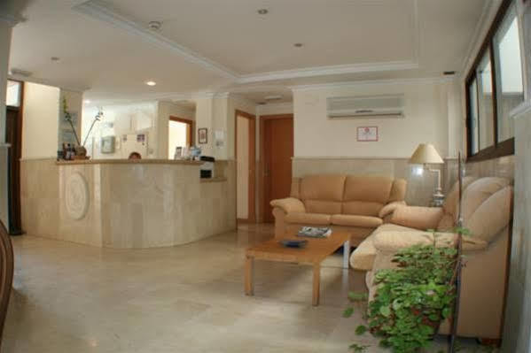 Hostal Margarita La Línea de la Concepción Esterno foto